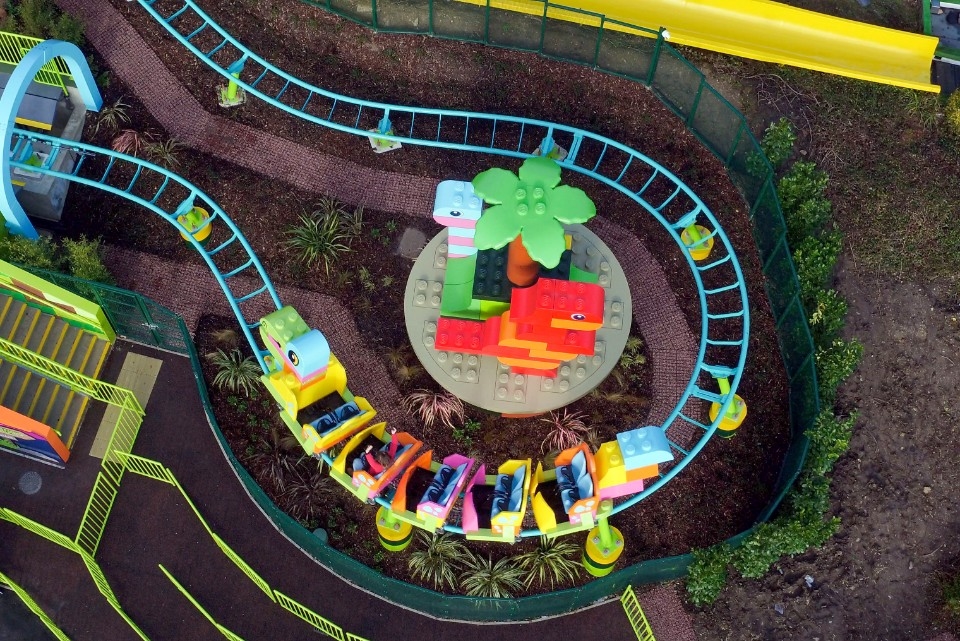 DUPLO Dino Coaster PlanIt Park