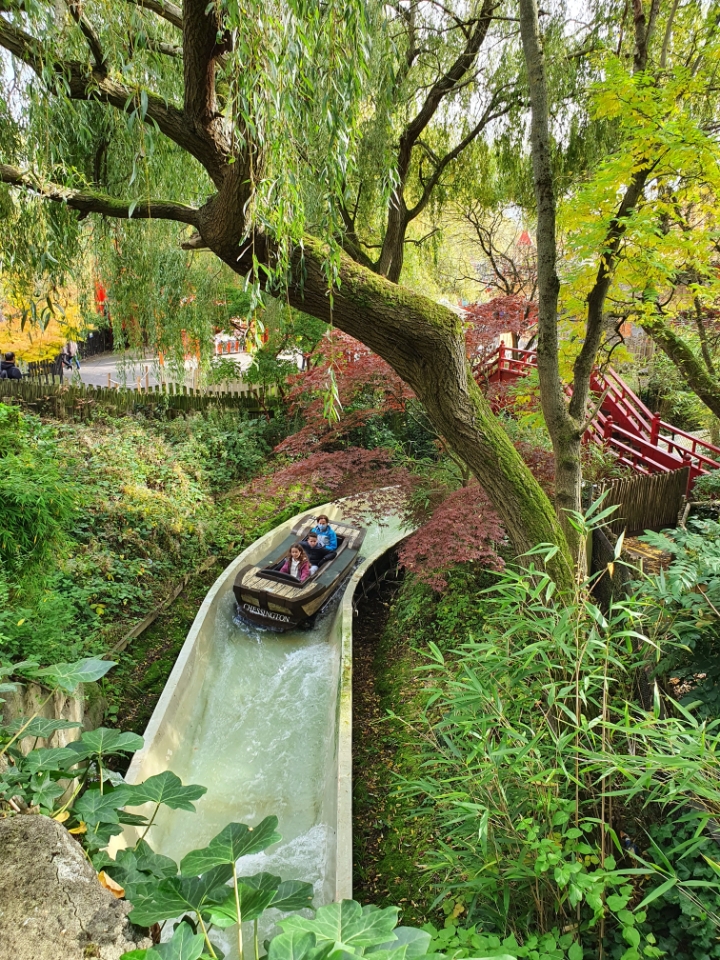 Log Ride Chessington